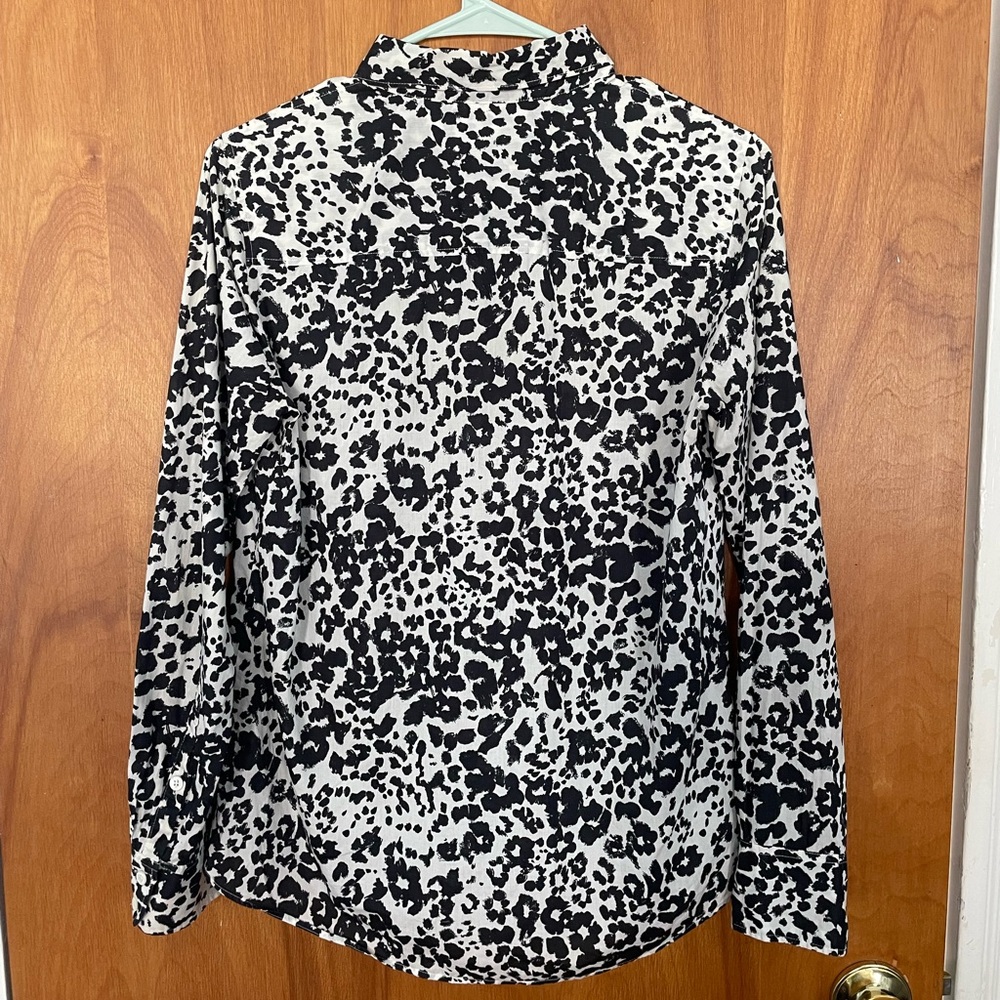 Chic JCrew snow leopard print collared button down shirt boy cut 100% cotton Y2K - Picture 3 of 7